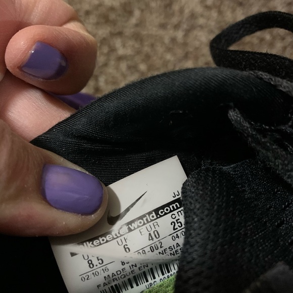 Nike women’s shoe - Picture 4 of 4